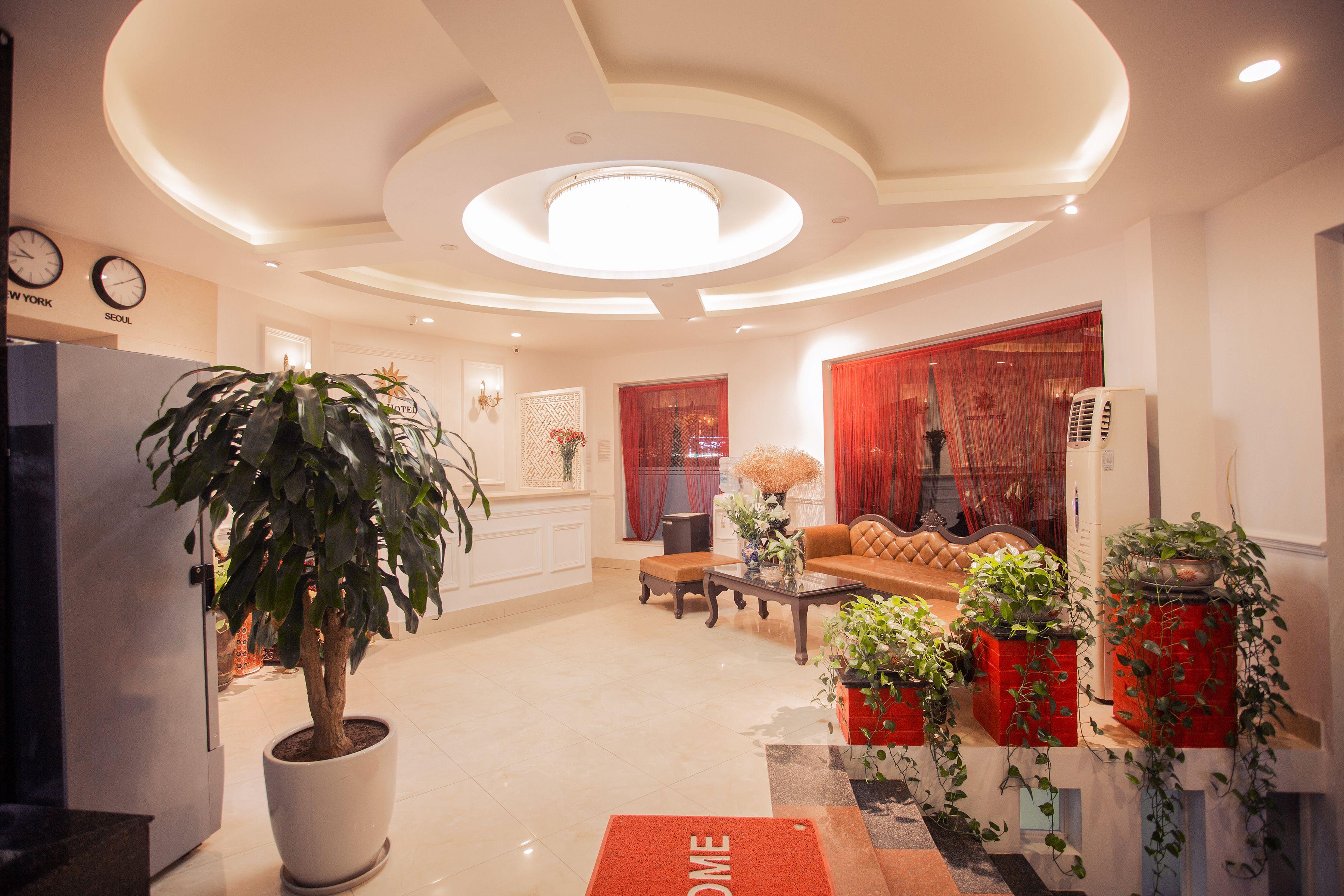 Dinh Hotel — Photos 1